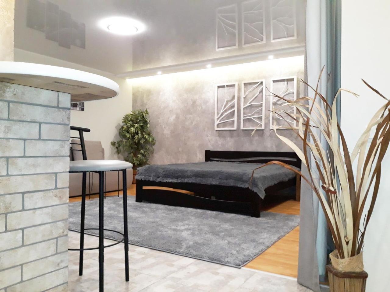 Apartment - Matusevycha Street 2-11 크리보이 로그 외부 사진